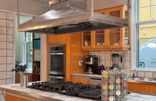 Mid-Cambridge House | Harvard Sq 3BR House w/parking