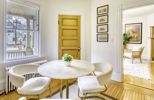 Mid-Cambridge Apartment | Harvard Square: Charming 3 bed, 2 bath