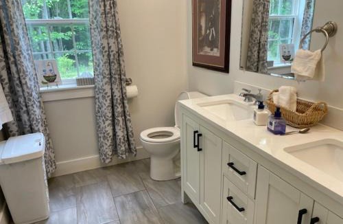 Middleton House | Harvest Moon Trail Hideaway