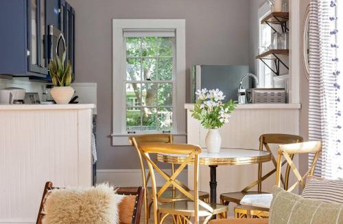 Kirkwood Apartment | Harvest Moon