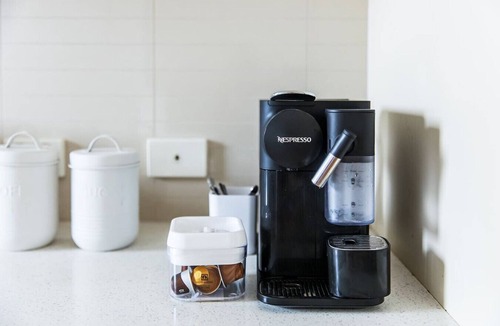 Ringwood House | Harvey | Stylish home | Great Location