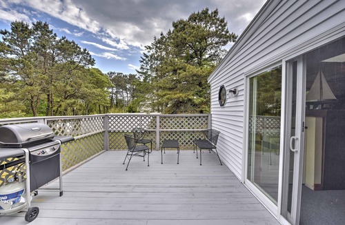 Northwest Harwich Cottage | Harwich Cottage - Near Cape Cod Rail Trail & Beach