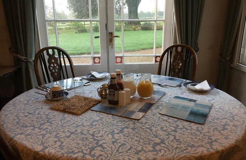 Evesham Bed & Breakfast | Haselor Farm B & B