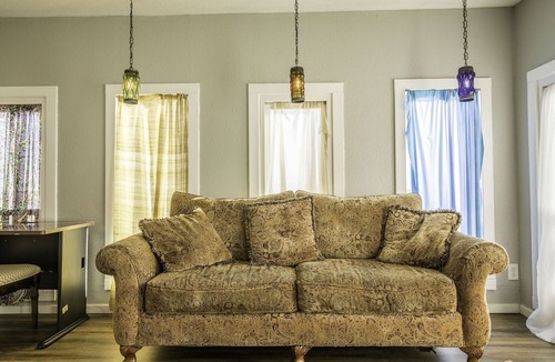 Shallowater House | HASIENDA STYLE. ENTIRE HOME DIVIDED INTO 4 PRIVATE APARTMENTS