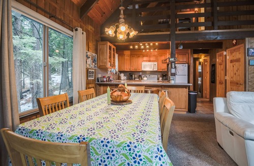 Dorrington Cabin | Haslemann's Retreat ~ Central Heat!