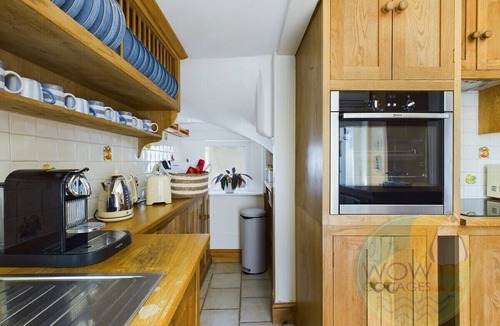 Beer House | Haslemere is a pretty cottage in Beer, Devon