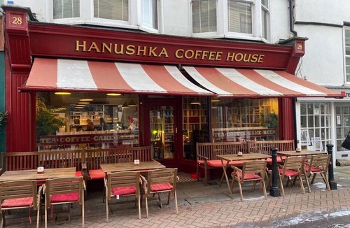 Hastings Apartment | Hastings Old Town with Seaview.