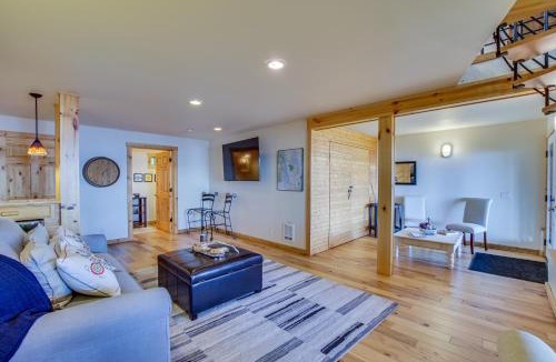 Everett House | Hat Island Home with Stunning View and Wraparound Deck