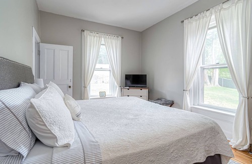 Towanda Bed & Breakfast | Hatch House Bed & Breakfast