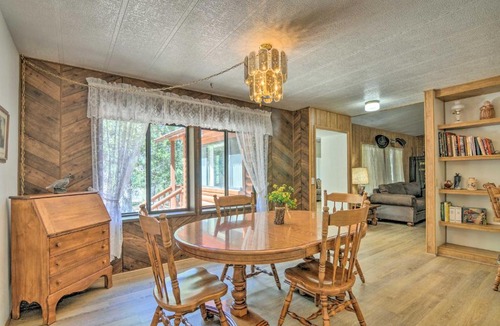 Mammoth Creek House | Hatch Retreat w/Deck, Grill & Creek Access!