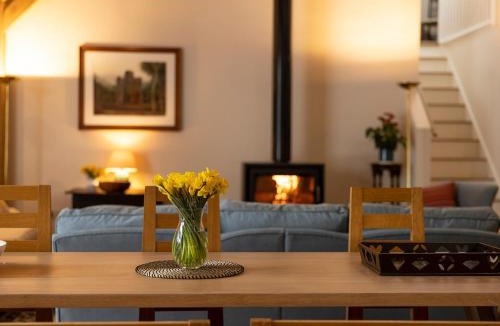 Shefford Woodlands House | Hatchers Barn - Uk42080