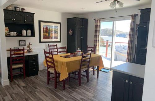 Fogo House | Hatchet Harbour Vacation Home
