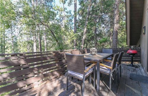 Hathaway Pines Ski Chalet | Hathaway Pines Hideaway Chalet
