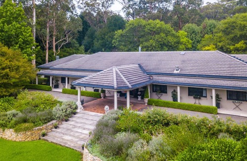 Bowral House | Hathaway - resort style getaway