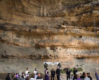 Dargan House | Hatter's Hideout Cave and Lodge