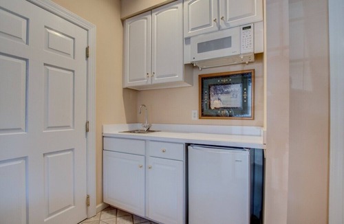 Chapel Hill House | Hatteras Cottage at the Governor's Club