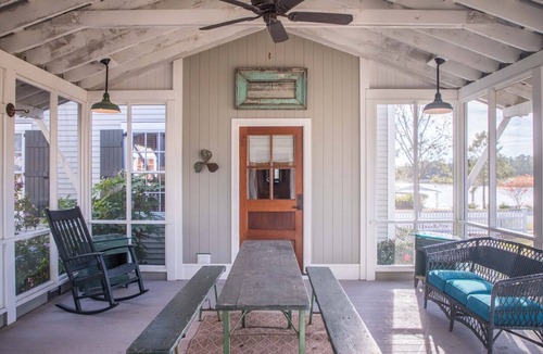Oriental Cottage | Hatteras Cottage Pet Friendly w/King - River Dunes