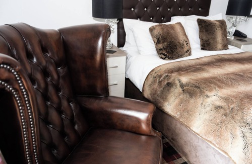 Alford Hotel | Haughton Arms Hotel