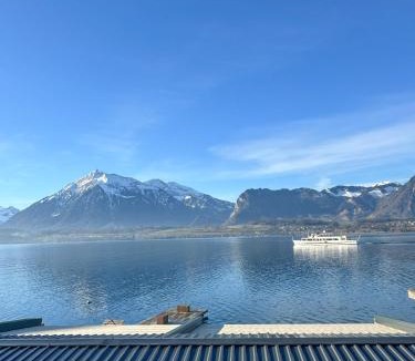 Oberhofen am Thunersee Hotel | HAUS AM SEE Lakefront Rooms on Lake Thun SELF CHECK-IN Digital Reception