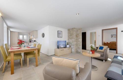 St. Niklaus Apartment | Haus Aquila 1 bedroom Apt