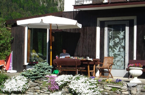 Kiental Bed & Breakfast | Haus Schonegg BnB Swiss Alpine Paradise