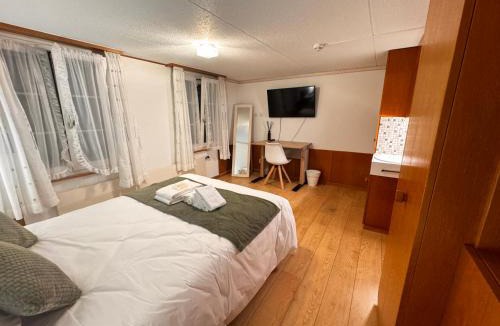 Oberurnen House | HausHarder Rooms