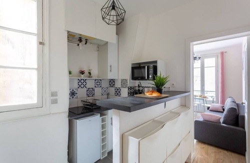 Argenteuil Apartment | Haussmannian charm 10 minutes Paris