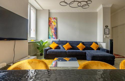 Bouguenais Apartment | Haussmannien Standing and Confort - Sauna - 7 pers