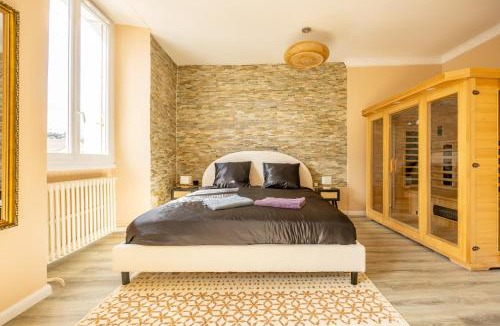 Bouguenais Apartment | Haussmannien Standing and Confort - Sauna - 7 pers