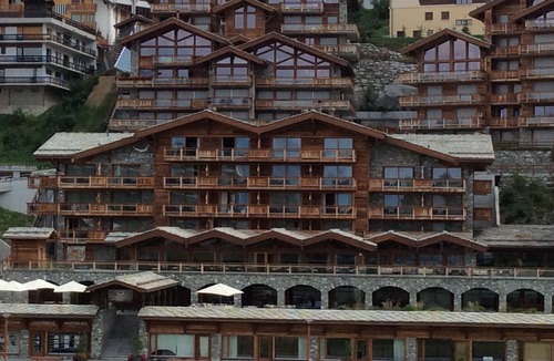Saint-Pierre-de-Clages Apartment | Haute Nendaz (4 Vallee) Luxury 2 bed , 108 sq m apt in village centre