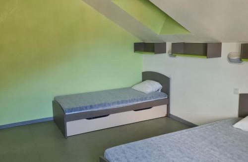 Saint-Pe-de-Bigorre Hostel | Hautes-Pyrénées Sport Nature