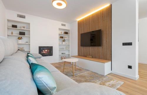 Vilanova I la Geltru House | Hauzify I Casa Somella