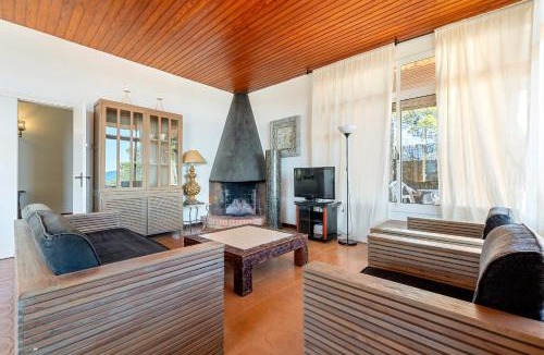 Costa Dorada House | Hauzify I Casa Ginesta