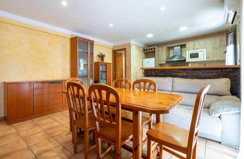 El Perello House | Hauzify I Casa Sant Gregori