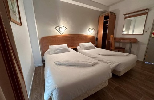 Malay-le-Grand Hotel | Havana