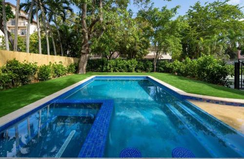 Coral Way Villa | Havana House Miami