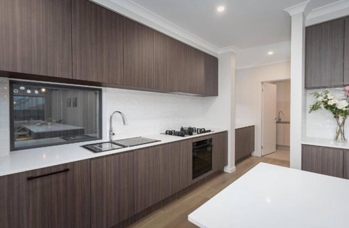 Berwick House | Haven 5 Bedrooms Home