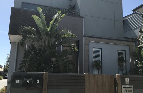 Bonbeach House | Haven@Beach with the WOW factor