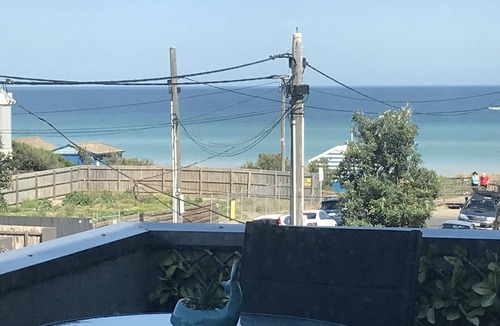 Bonbeach House | Haven@Beach with the WOW factor