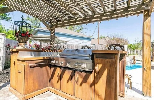 Belton House | Haven Getaway Inground Pool Inground Hot tub Family