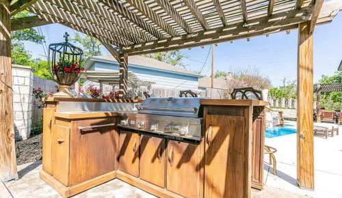 Belton House | Haven Getaway Inground Pool Inground Hot tub Family