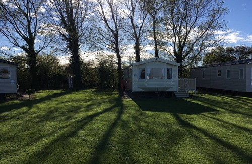 Burnham-on-Sea House | Haven Holiday Caravan with Decking, Prestige Rated
