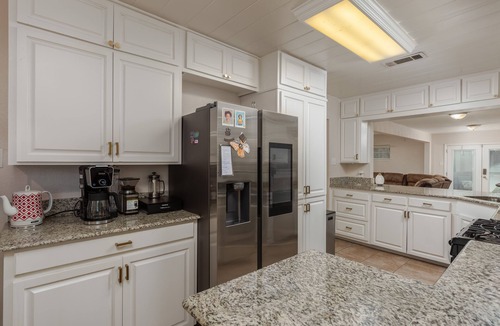 Arlington Heights House | Haven Hospitality in Cultural District 30+ Day Rental