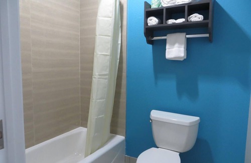 Willowbrook Hotel | Haven Inn & Suites Willowbrook
