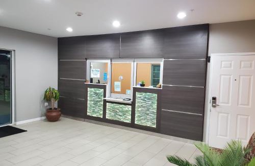 Willowbrook Hotel | Haven Inn & Suites willowbrook