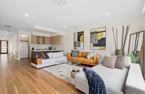 Point Cook House | Haven near Tarneit main shops