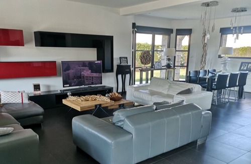 Nielles-les-Ardres House | Haven of peace with family or friends, house with large swimming pool and pergola