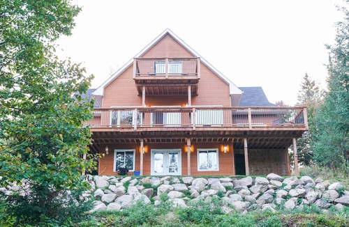 Namur Ski Chalet | Haven of Peace between Tremblant and Montebello