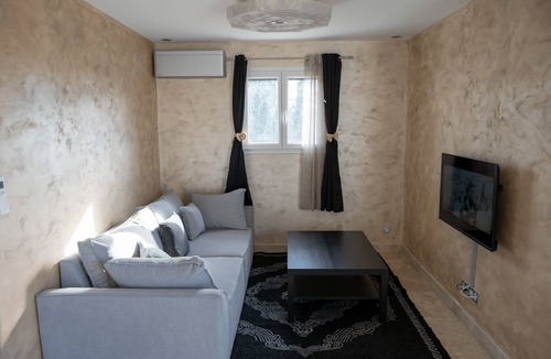 Sorgues House | Haven of peace near Avignon