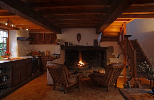 Oust House | Haven of peace opposite Mont Valier 2838 m